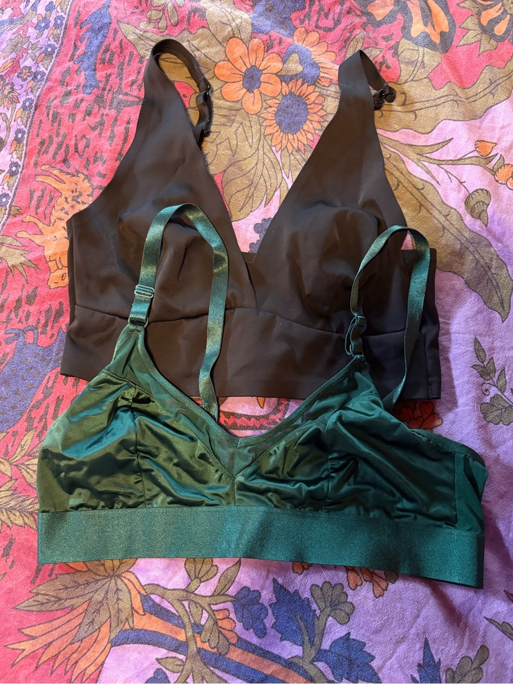 Auden Satin Bralette Duo in Black & Emerald
